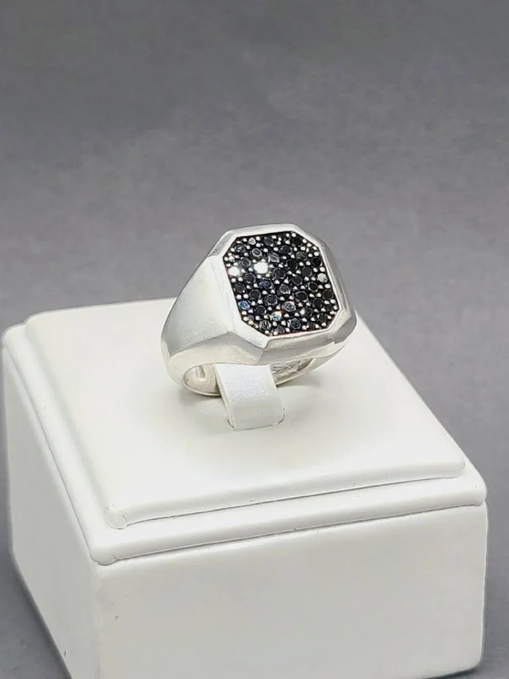David Yurman Streamline Signet Ring w/ Pavé Black Diamonds - 18mm - Size 9
